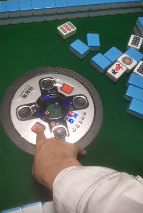 5人打麻将作弊骗9万，5人团伙麻将作弊，非法获利高达90万元！